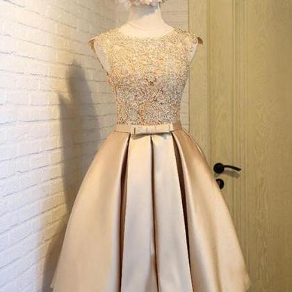 Champagne Lace Cute Short Homecoming Dress