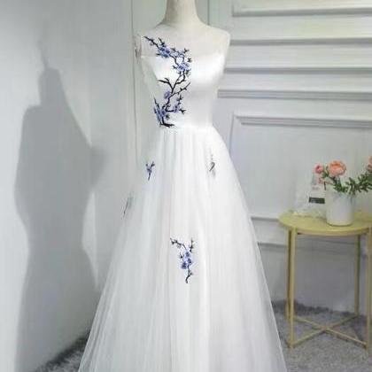 Simple White Embroidery Tulle Long Prom Evening..