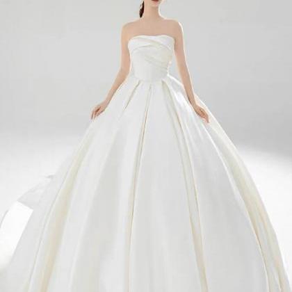 Vintage Strapless Ball Gown Ivory Wedding..