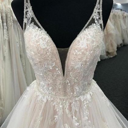 Light Champagne Tulle Ruffles Lace Wedding Dresses
