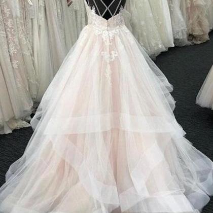 Charming Straps Appliques Lace Wedding Dresses