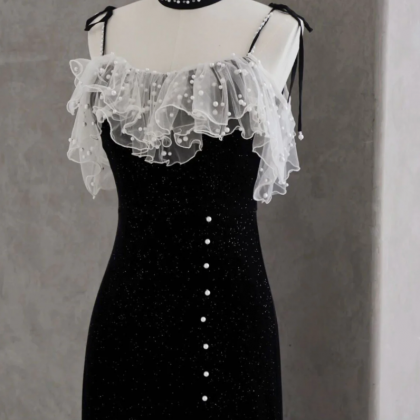 Beautiful Black Velvet Short Prom Dresses