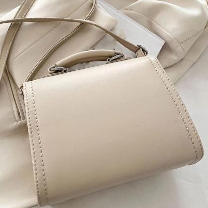 Fashion Twist Lock Stitch Detail Flap Square Bag..
