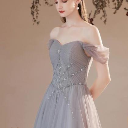 Beautiful Gray Sweetheart Long Evening Prom Dress..