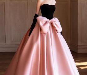 Luxurious Black And Pink Satin Gown With Oversized Bow on Luulla