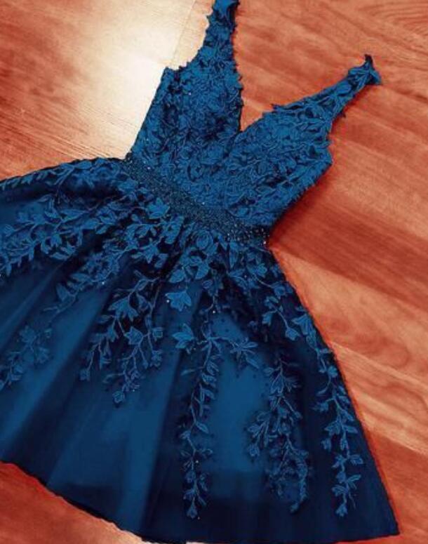 Sexy Navy Blue V Neck Beaded Lace Homecoming Dresses