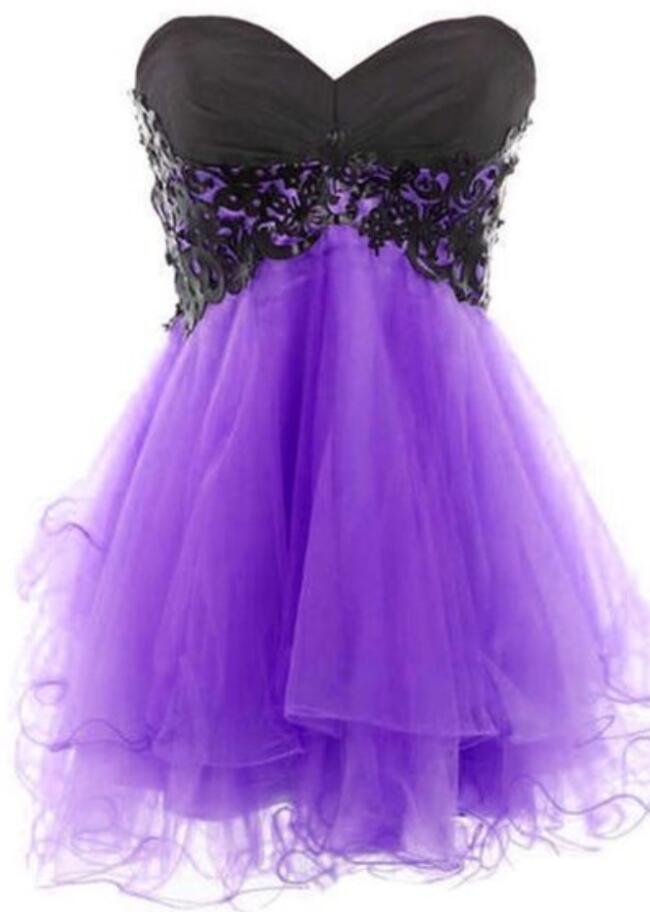 Sweetheart Neckline Lace Applique Tulle Homecoming Dress