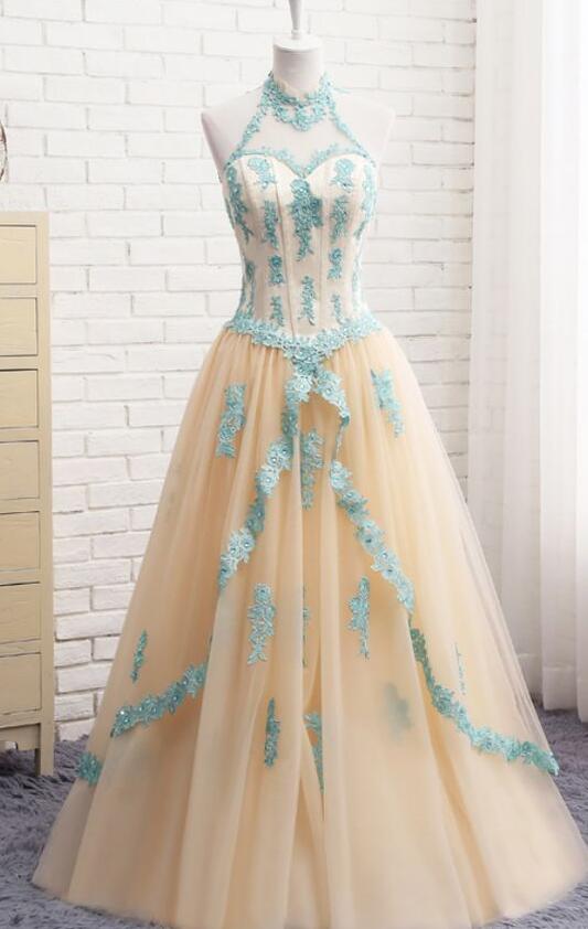 Charming Light Champagne Tulle Long Prom Dresses
