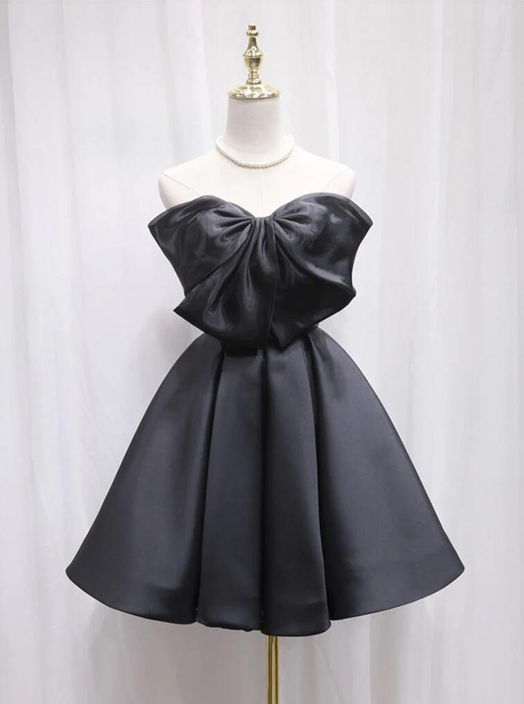 Simple Black Sweetheart Satin Short Prom Dress,homecoming Dress