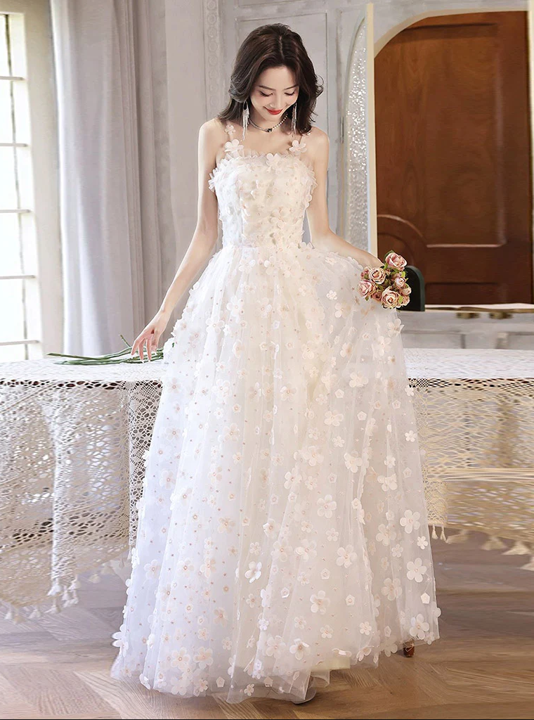 Beauty A-line Tulle Flower Long Prom Dresses