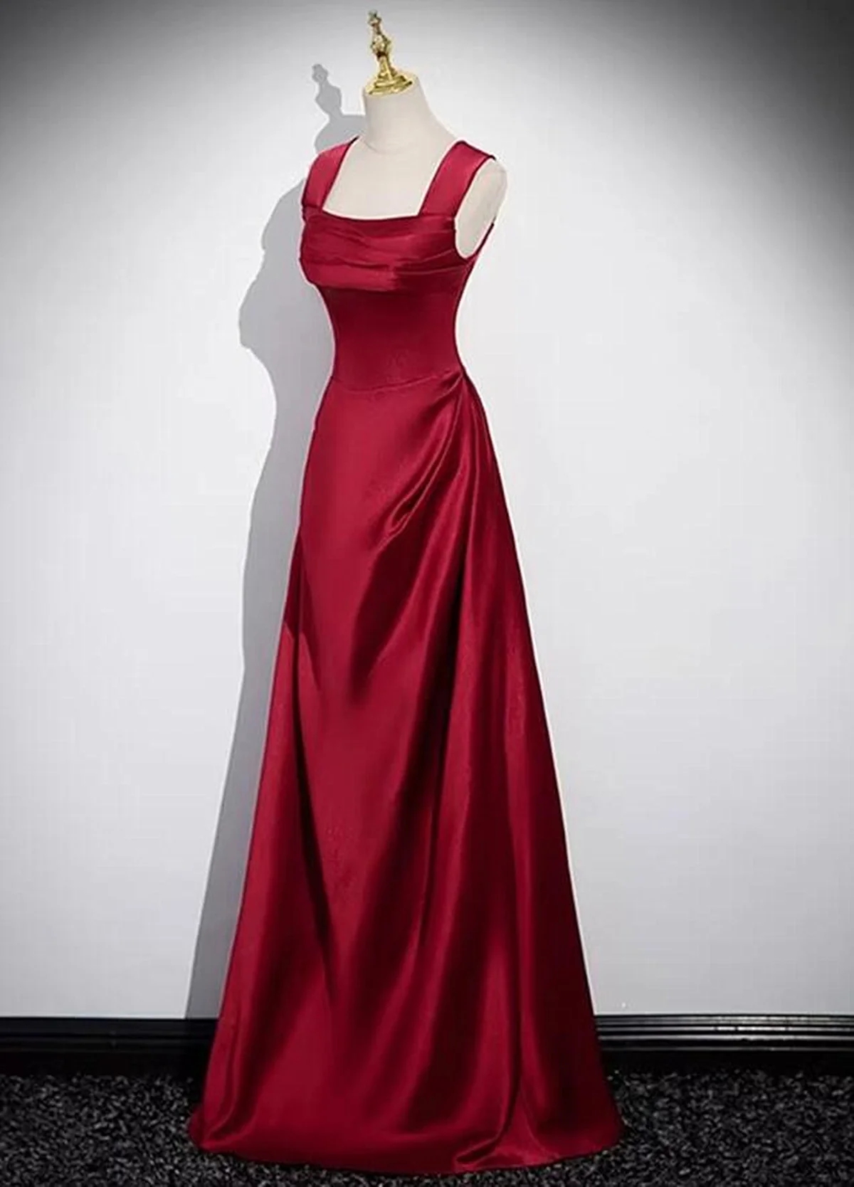 A-line Wine Red Sleeveless Satin Evening Dresses