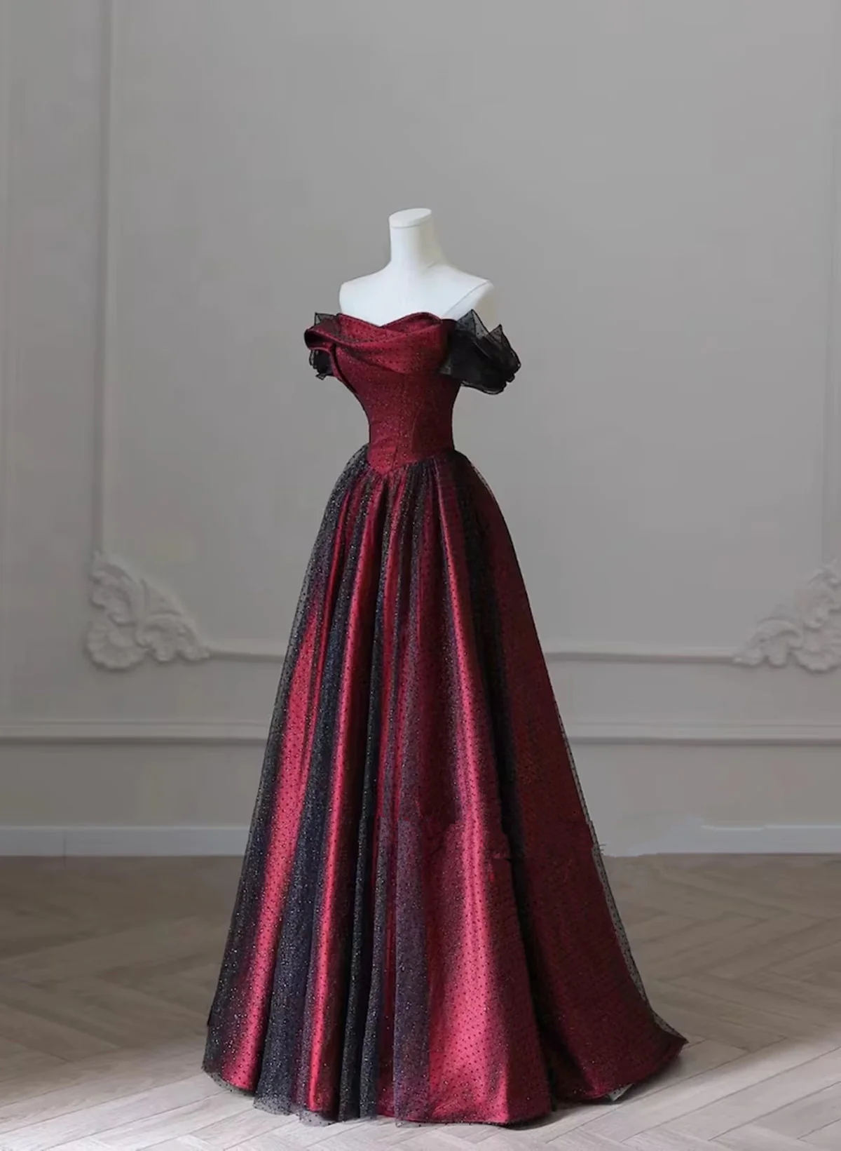 Off Shoulder A-line Black And Red Tulle Long Prom Dress