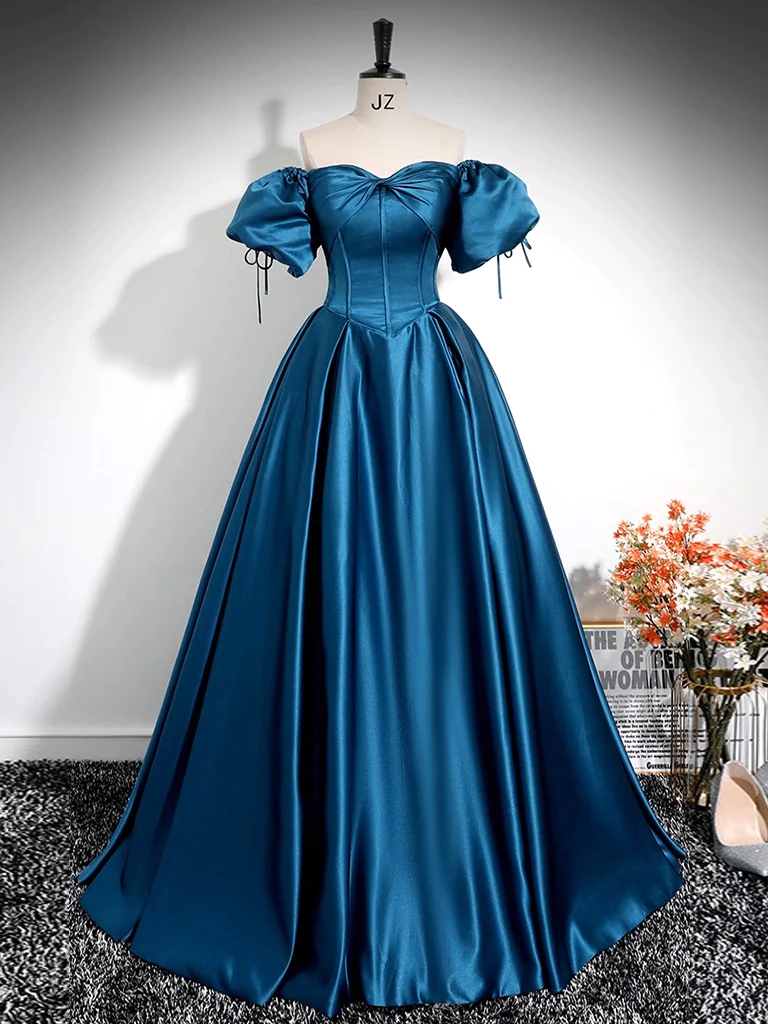 Elegant Vintage-style Teal Ball Gown