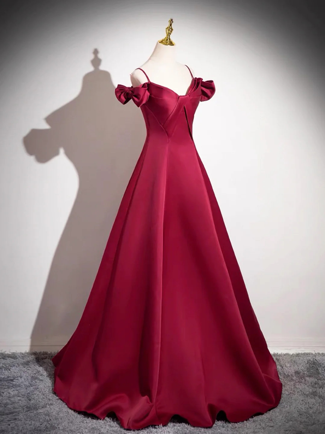 Spaghetti Strap Burgundy Satin A Line Prom Dresses on Luulla