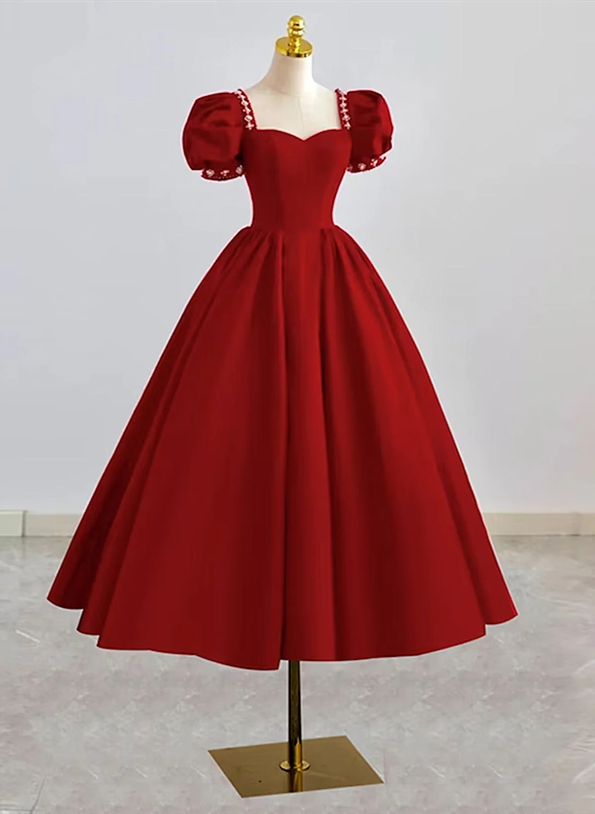 Charming Dark Red Beaded Short Sleeves Tea Length Prom Dress