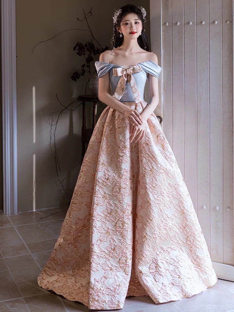 Chic Sweetheart Neck Satin Pink Long Prom Dresses 2025