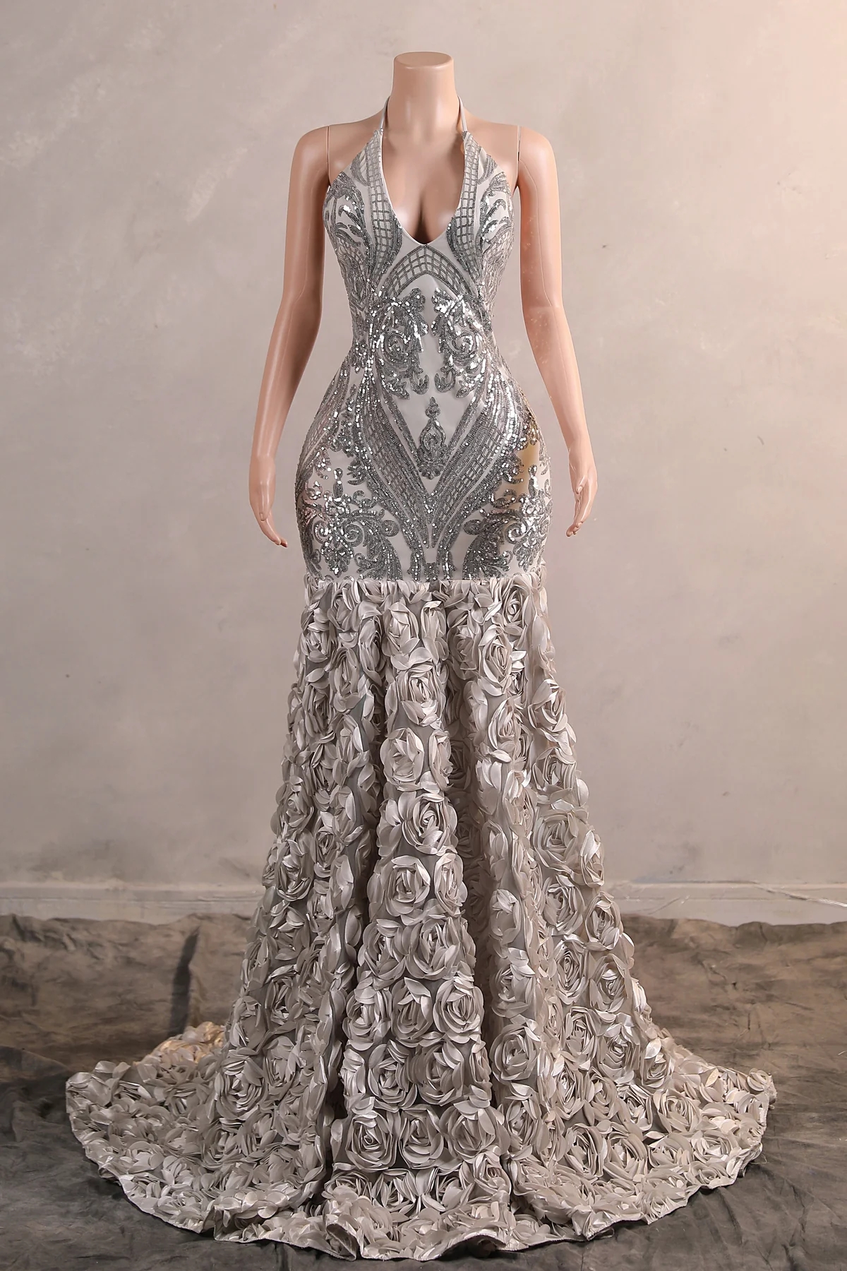 Elegant Silver Sequin Prom Dress With Flowers