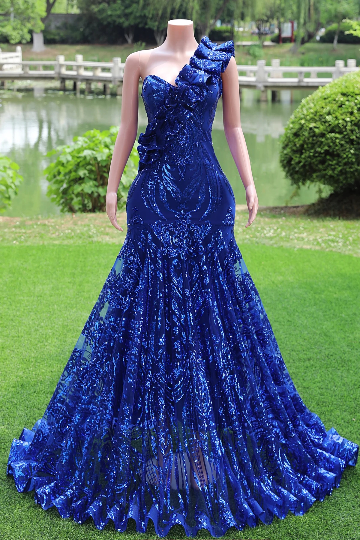 Vintage One Shoulder Ruffles Royal Blue Sequin Prom Dresses