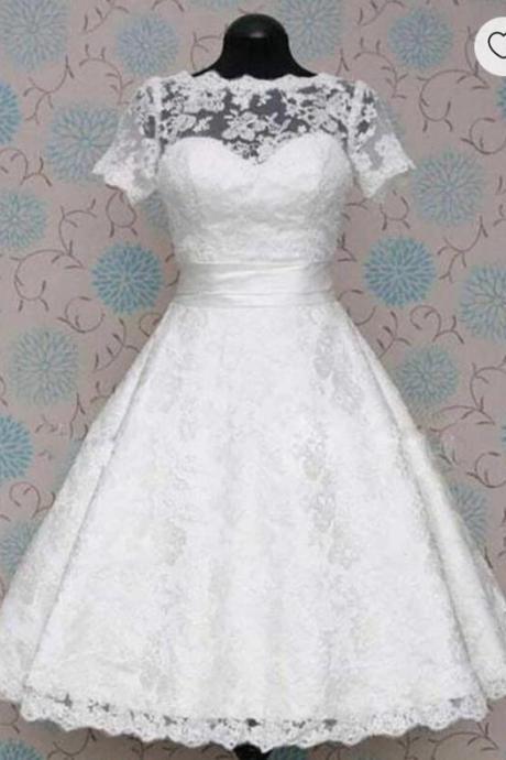 Vintage Knee Length Bridal Gown With Short Sleeves