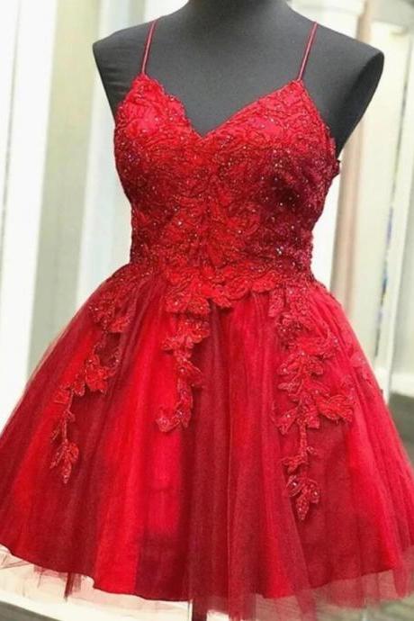 Spaghetti Straps Beaded Short Prom Dress Lace Appliques Homecoming Dresses