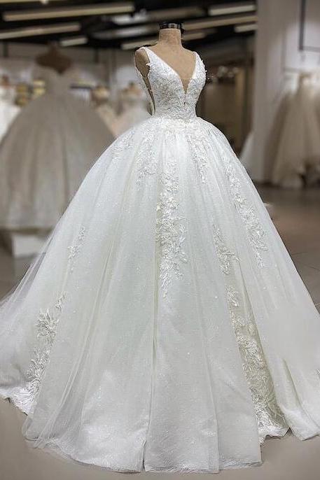 Vintage A-line Lace Appliques Wedding Dress