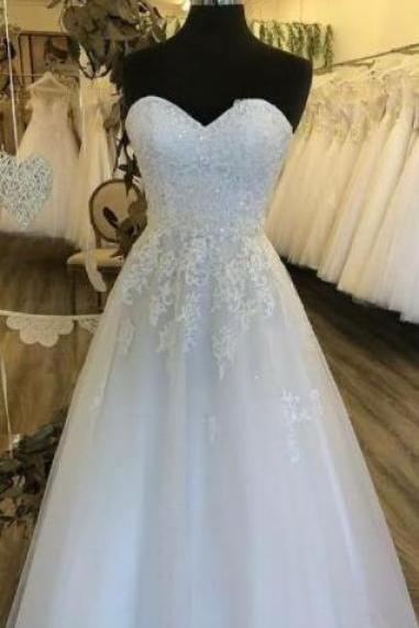 A Line Sweetheart Top Lace Tulle Wedding Dress