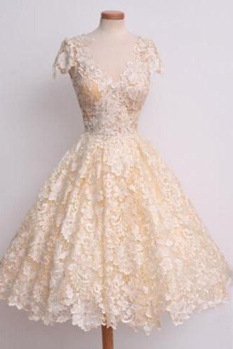 Vintage A-line Knee Length Yellow Prom Dress With Lace