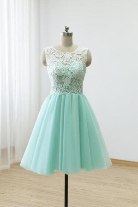 Mint Green Scoop Neck Short Prom Dresses