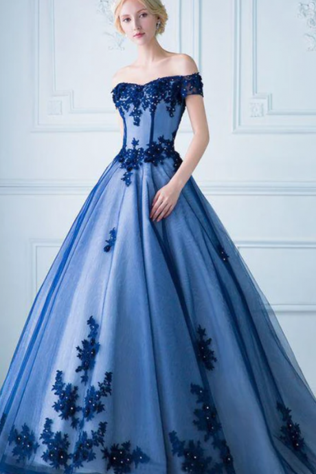 Floor-length Ball Gown Sleeveless Tulle Prom Dress With Appliques