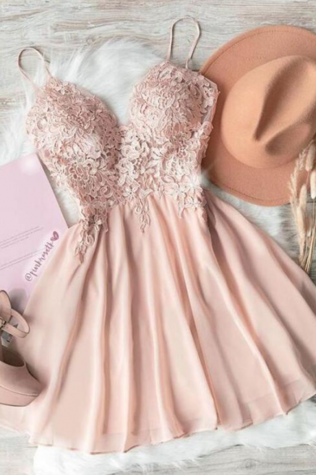Cute Sweetheart Straps Chiffon Lace Short Prom Dress