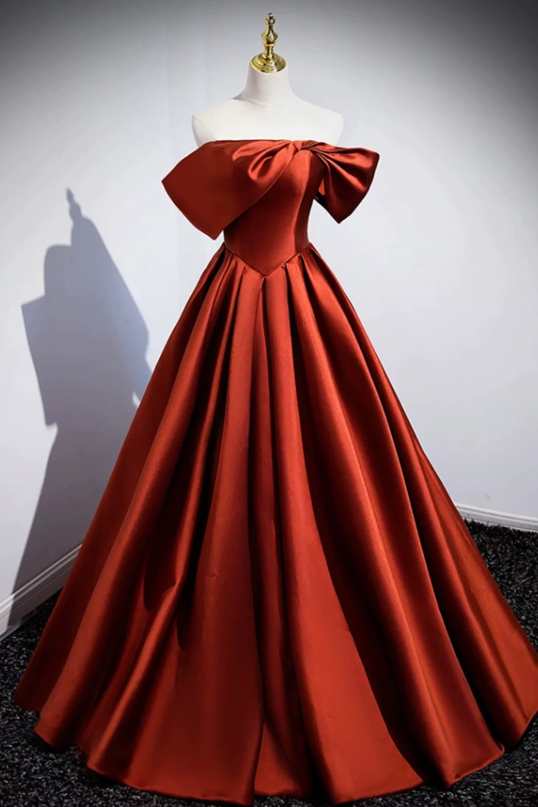 Sheath Off Shoulder Satin Floor-Length Formal Dresses with Flower